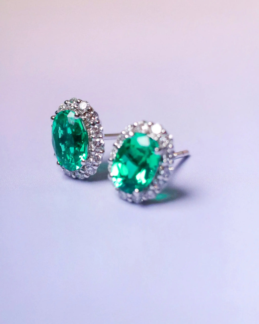 OEM/ODM/Wholesale Oval Lab-Grown Emerald Halo Stud Earrings in 9K White Gold | 1.40ct + 0.42ct | 2.0g | Classic Elegance