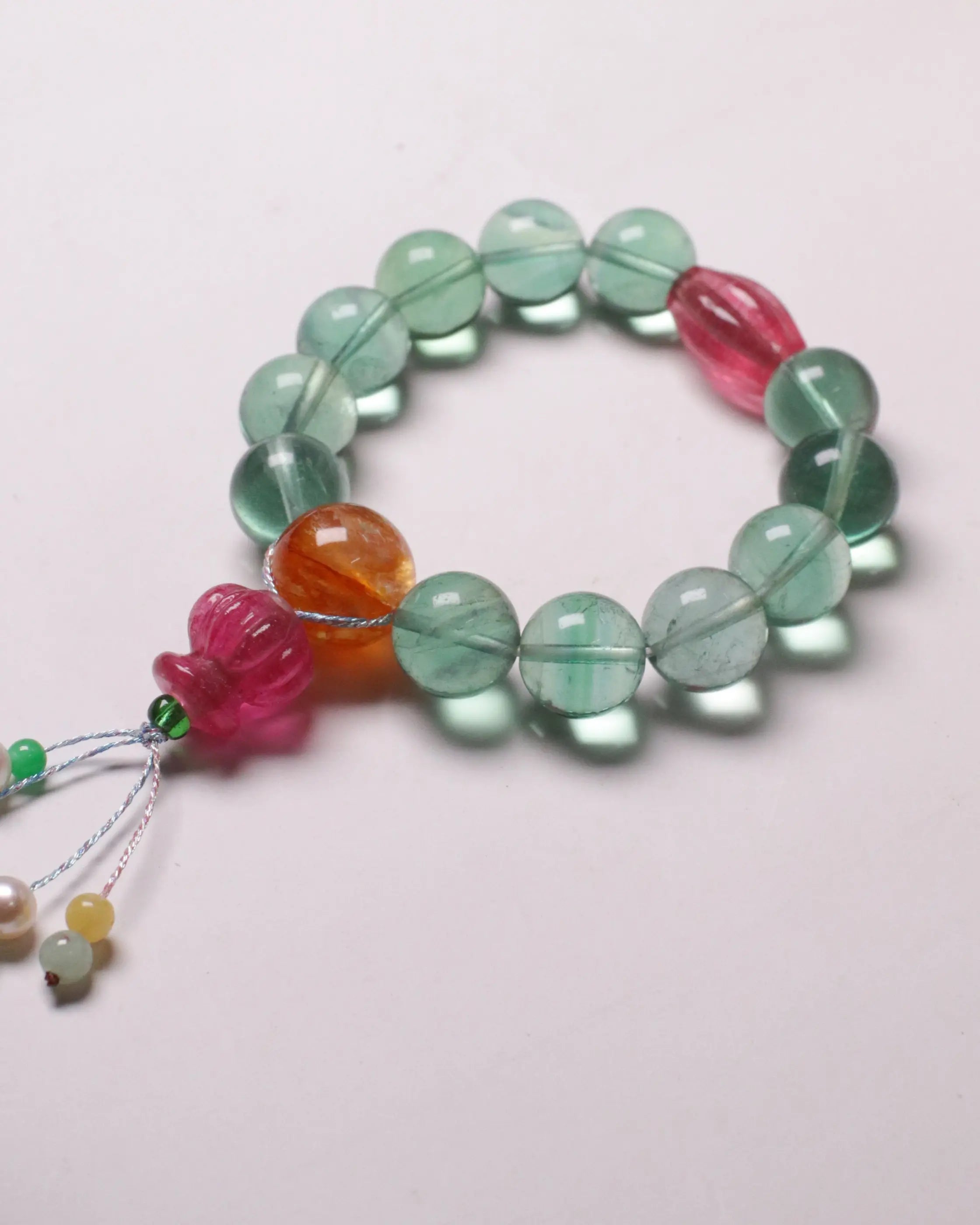 OEM/ODM/Wholesale Green Strawberry Quartz & Glass Bead Bracelet | Handcrafted Design | 15–17cm
