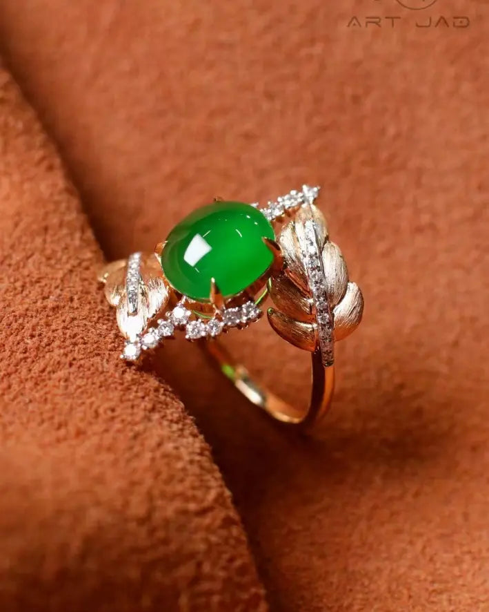 OEM/ODM/Wholesale 18K Gold Jadeite & Lab-Grown Diamond Ring | 8.3×9.5×4mm Jade | 4.39g