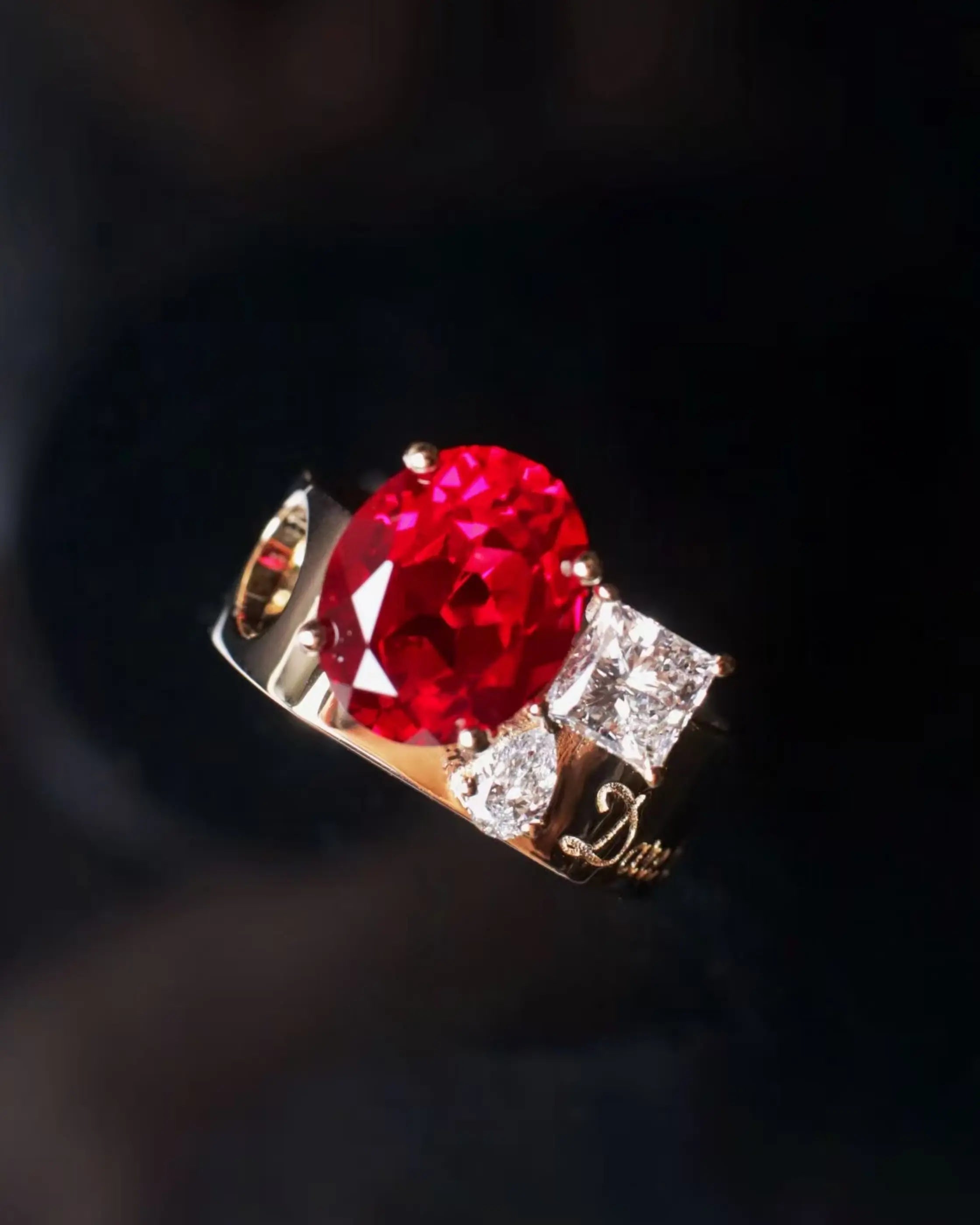 OEM/ODM/Wholesale Lab-Grown Ruby Ring in 9K Gold | 4.865ct Ruby | 0.882ct Diamonds | 7.35g