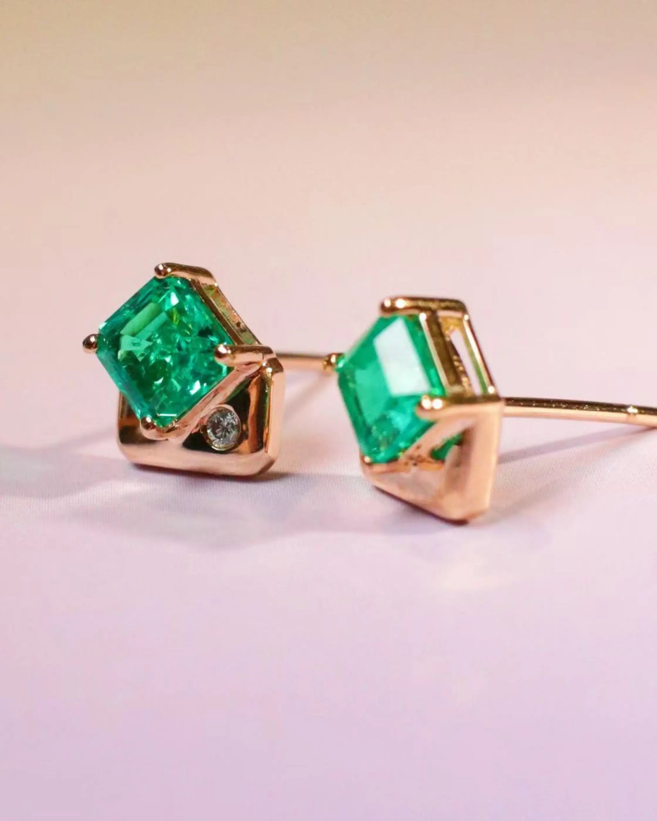 OEM/ODM/Wholesale 9K Gold Lab-Grown Emerald & Diamond Earrings | 1.12ct Center | 0.03ct Accents | 2.2g