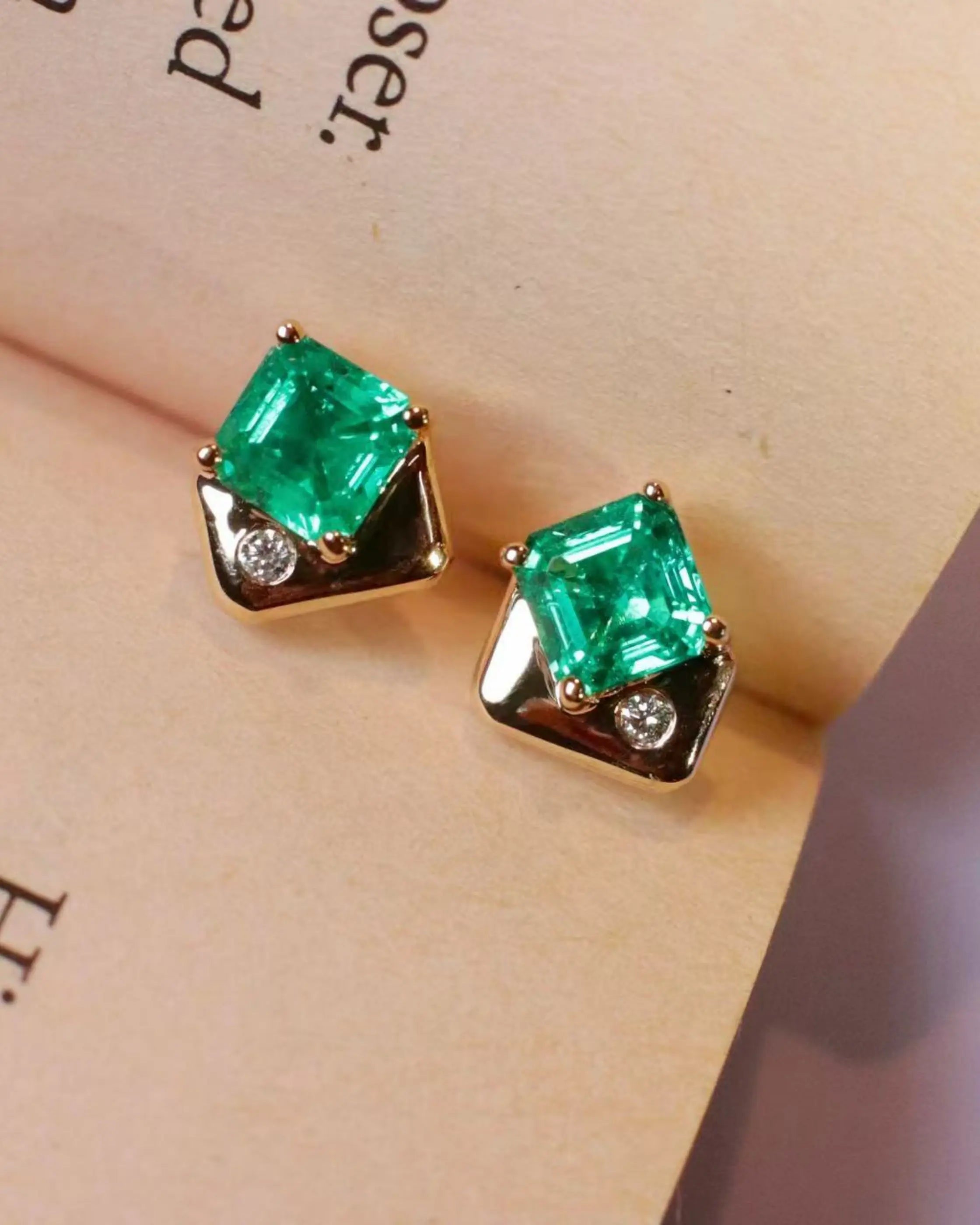 OEM/ODM/Wholesale 9K Gold Lab-Grown Emerald & Diamond Earrings | 1.12ct Center | 0.03ct Accents | 2.2g