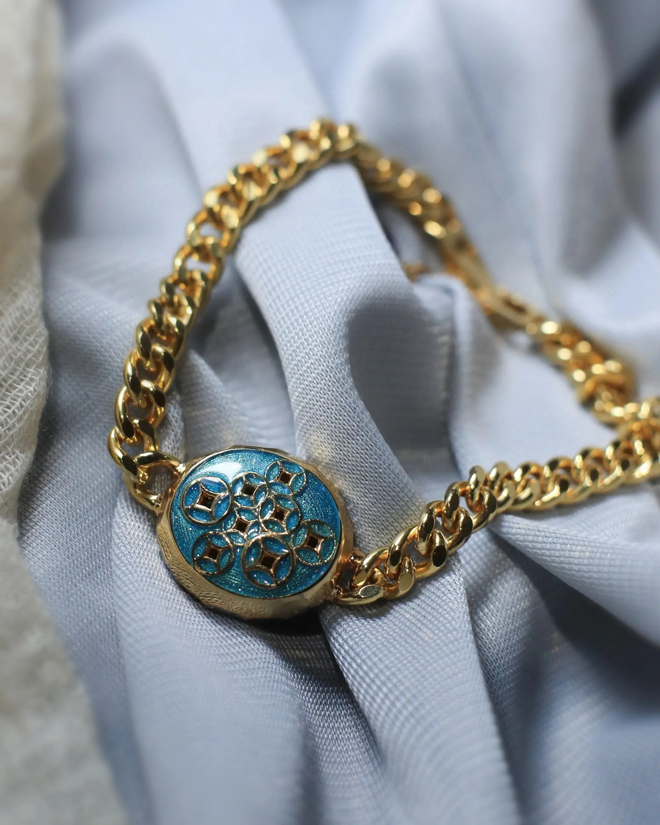 OEM/ODM/Wholesale 18K Gold Jadeite & Diamond Bracelet with Enamel & Tanzanite | 9.5×7.5mm Center Stone | 15.4g
