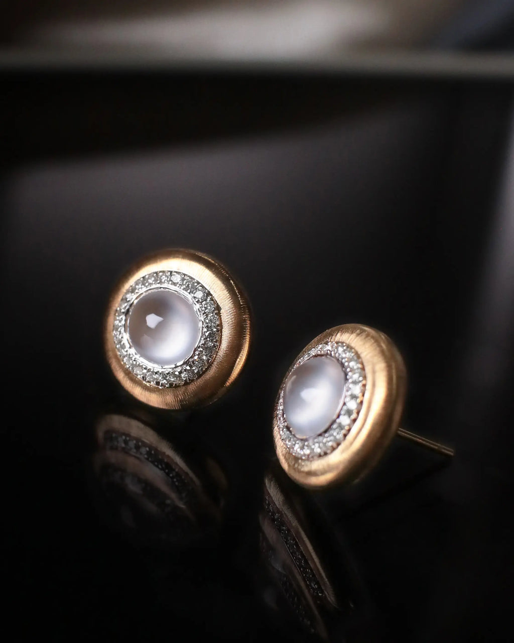 OEM/ODM/Wholesale 18K Gold Jadeite & Diamond Earrings | 6.5×3mm Jade | 5.07g