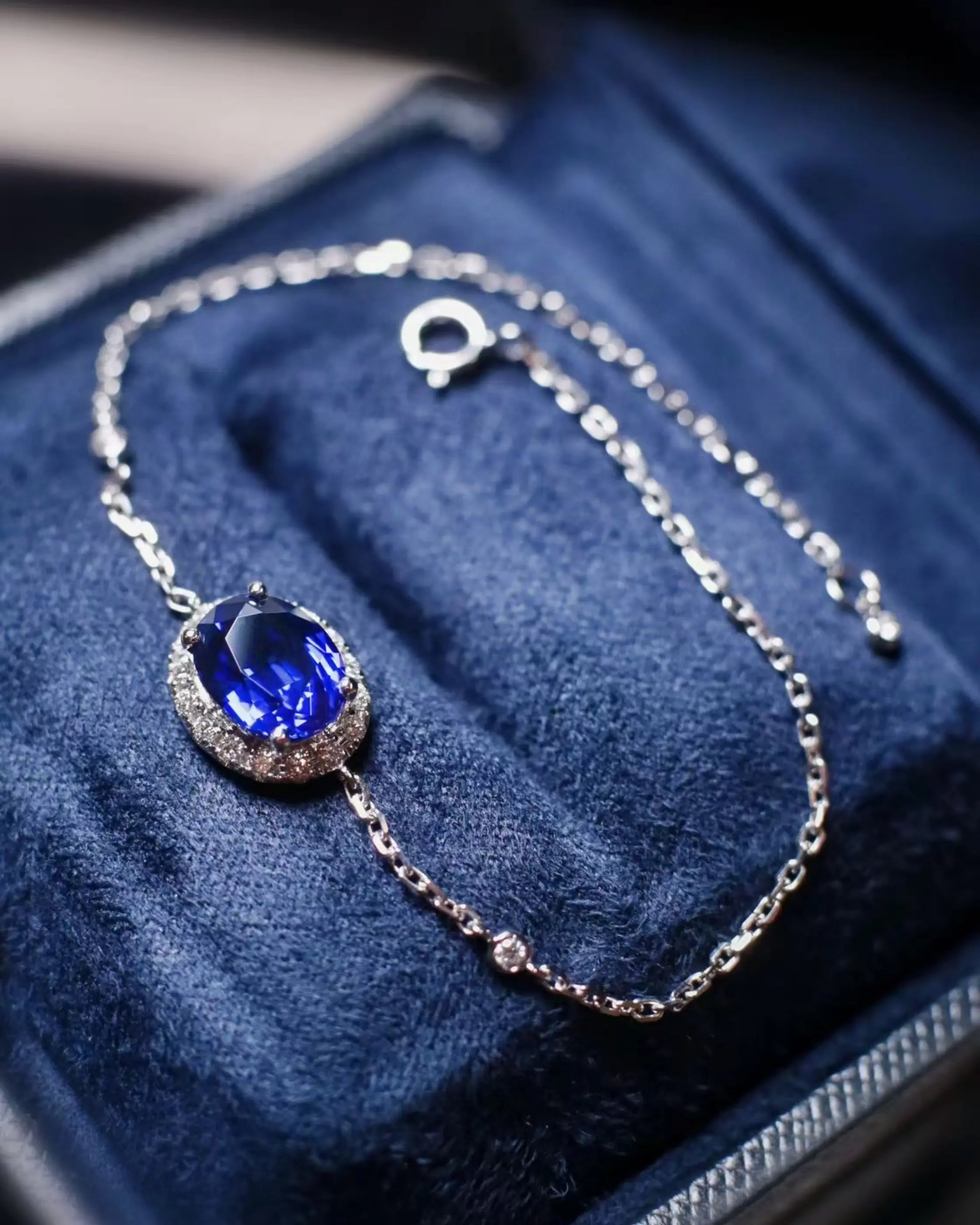 OEM/ODM/Wholesale 9K Gold Lab-Grown Sapphire & Diamond Bracelet | 2.68ct Center | 0.132ct Accents | 2.8g