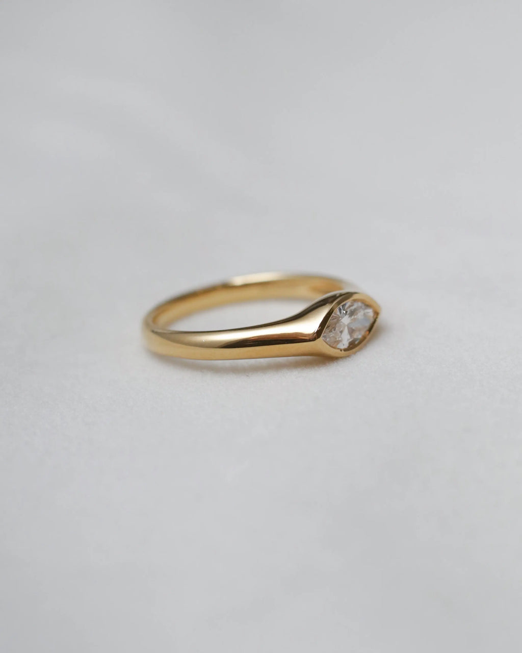 OEM/ODM/Wholesale Marquise-Cut Lab-Grown Diamond Bezel Ring in 18K Yellow Gold | 0.433ct | Minimalist Modern Design